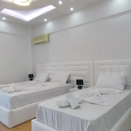 Hotel Ilria 4*